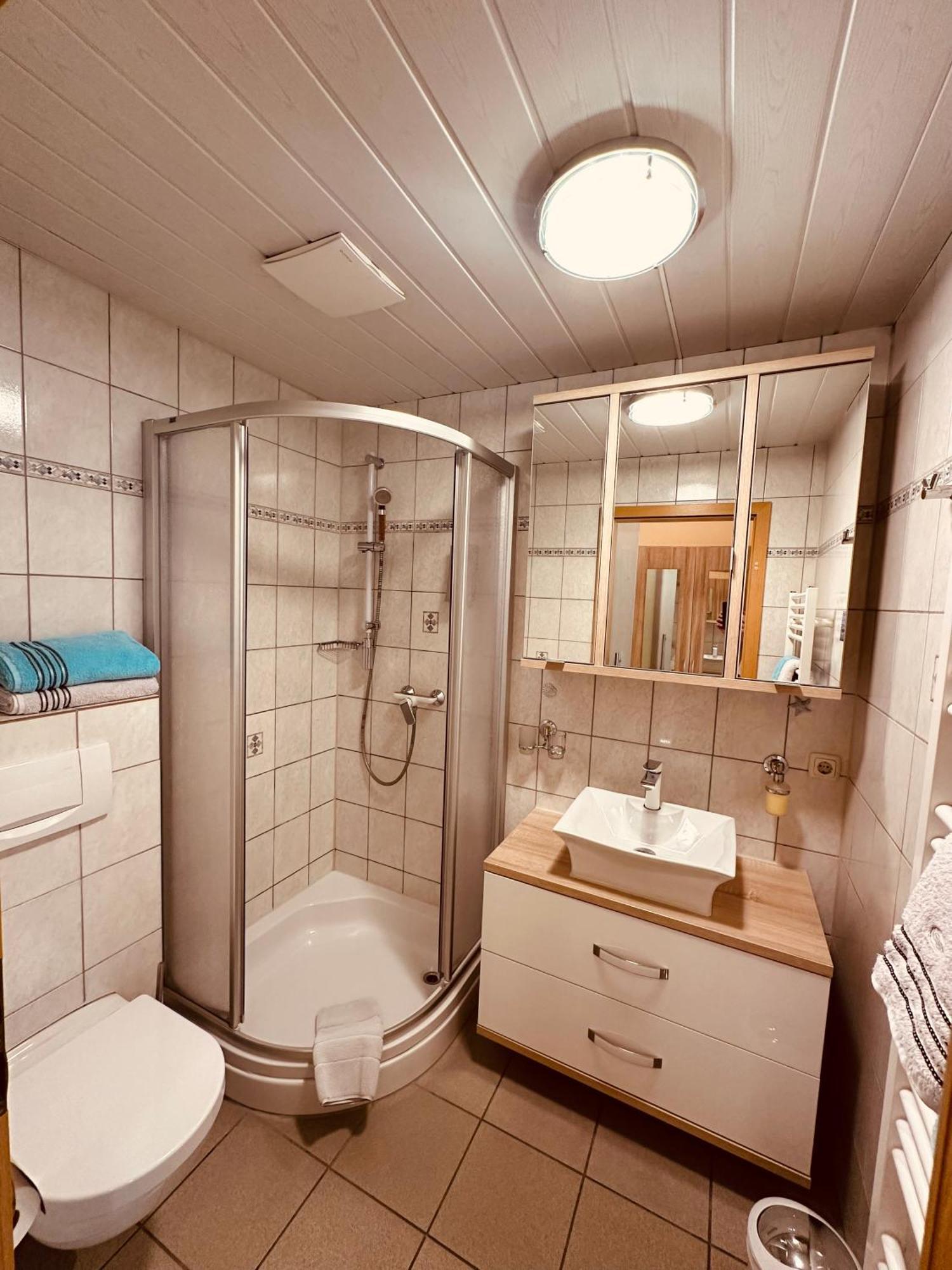 Hotel Drostenhof garni Esens Buitenkant foto